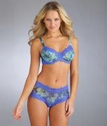 Elisandra Tomacheski Lunaire Lingerie 2011 HQ Phun Org Forum