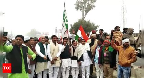 Rld Leaders Welcome Rahul Gandhis Bharat Jodo Yatra As It Resumes From