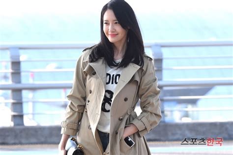 Snsd Yoona Goes To Hong Kong For Dior S Event Wonderful Generation