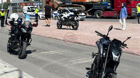 Konyada polis motosikleti ile motosiklet çarpıştı Yaralılar var