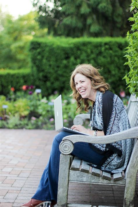 How many days per month are you actually fertile? - Kim Heintz