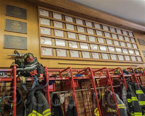 E073s Inside Fdny Firehouse Engine 73 East Morrisania Bronx New York