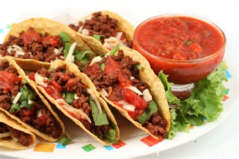 Spanish and Latin American Food: Mexican Tacos