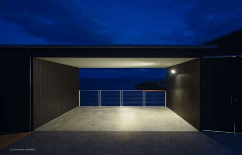 Neighbors are protesting the mays lane barnet en5 development plans today 21