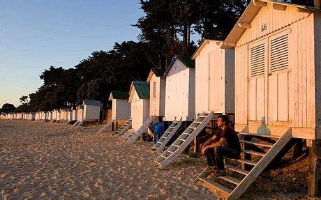 Discover the Stunning Beaches of Noirmoutier, France