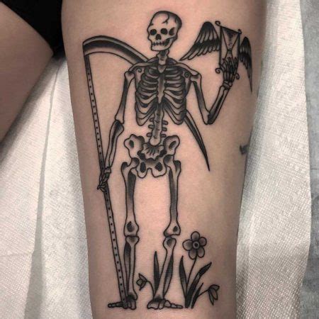 Ideas de tatuajes de esqueletos que te harán sentir frágil Localizador