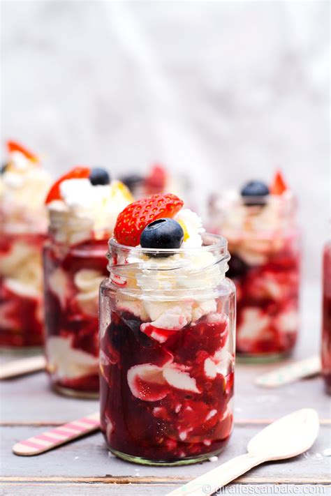 Berry Eton Mess Dessert Shots The Easiest Most Delicious And Cutest