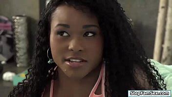 Charlie Quiere La Polla Del Padrastro A Cambio XVIDEOS