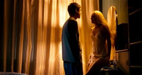 Lyanka Gryu nude pics página 1