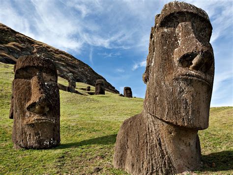 12 Fascinating Facts About Moai Statues Of Easter Island - Facts.net