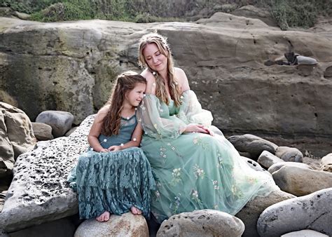 A Mother-Daughter Bond (in colour) - portraiture photo contest