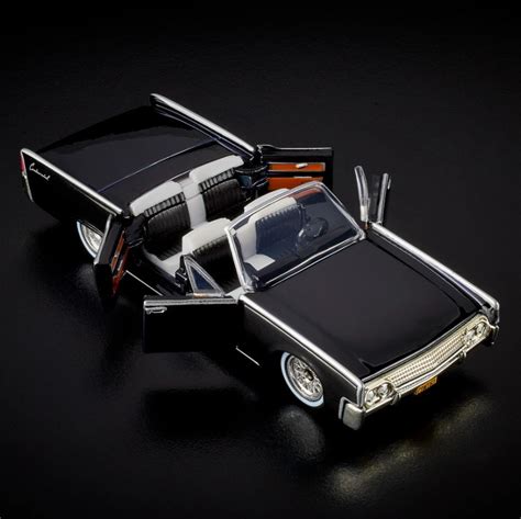 Exclusive Hot Wheels Lincoln Continental Has A Cool Feature Autoevolution