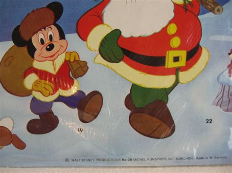 Adventskalender Schlittschuhlauf In Entenhausen By Disney Walt