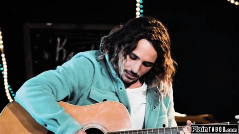 19yo Teen Virgin Is Pussy Licked And Is Fucked By Guitarist