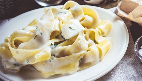 Molho Alfredo Original Como Fazer A Receita Clássica Sem Creme De