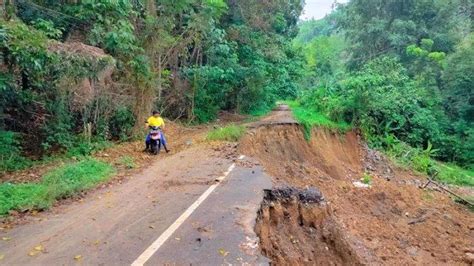 Warga Tomohon Ditemukan Tewas Terperosok Di Jalan Rusak Kima Atas