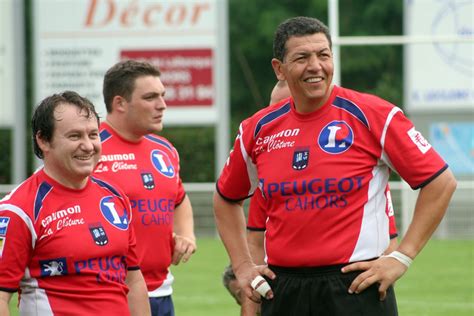 Abdelatif Benazzi Sera Le Prochain Manager De Montpellier Medialot