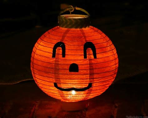 Diy Halloween Pumpkin Lanterns Upcycled Crafts Bullock S Buzz