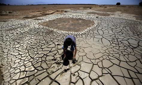 California's severe drought unchanged despite record thunderstorms - LA Times