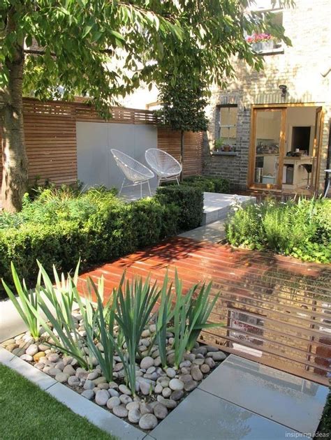 Awesome Modern Garden Architecture Design Ideas 14 - PIMPHOMEE