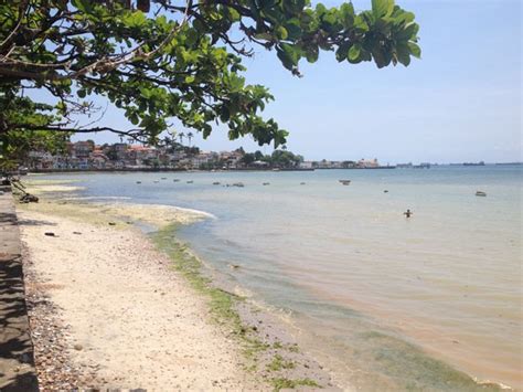 G Pedra Furada Praia Mais Suja De Salvador Stella Est Entre Mais