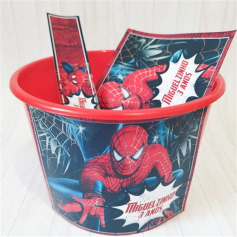 Kit Cinema Homem Aranha Vermelho Baldinho e Rótulos Elo7