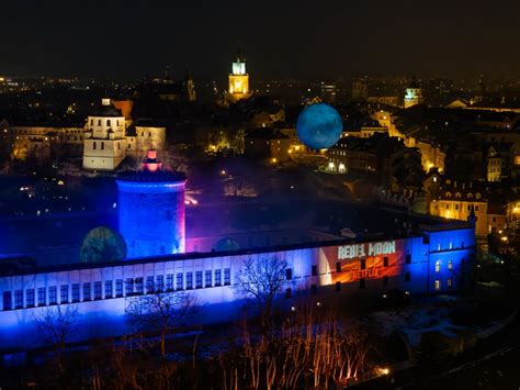 Zobacz Planety Unosz Ce Si Nad Lubelskim Zamkiem Zdj Cia Z Drona