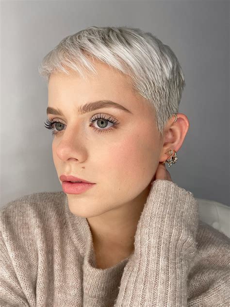 Trendy Short Haircuts For Women In Page Flymeso Blog