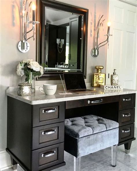 25 Awesome Bedroom Vanity Ideas To Try Out Instaloverz