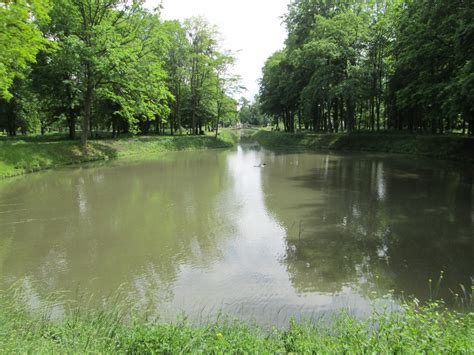 Galeria Zdj Brzeg Dolny Park Miejski Polska Niezwyk A