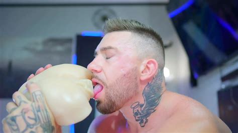 Russian Bodybuilder Eating Toy Pussy Showing Off His Ass Gay Amateur Amateur Porn XHamster