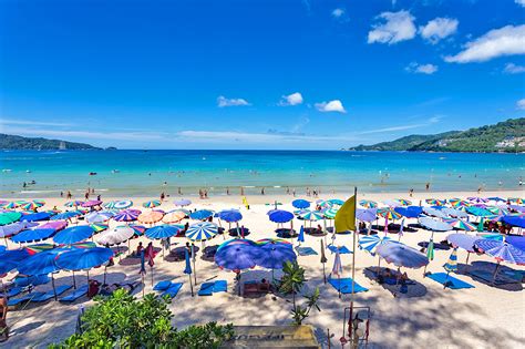 Patong Beach Photo Gallery - Photos of Patong beach - PHUKET 101