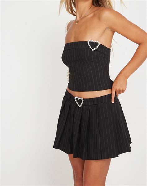 Ayumi Pleated Mini Skirt In Black Pinstripe With Heart Buckle S