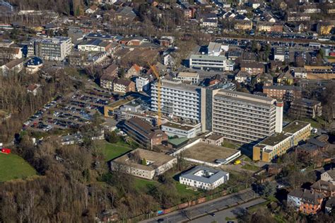 Luftbild L Nen Baustelle Zur Sanierung Eines Geb Udes Auf Dem