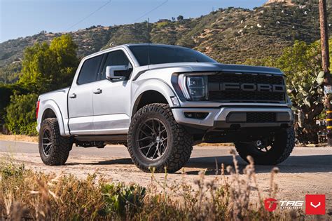 FORD RAPTOR HYBRID FORGED SERIES HF6 4 Vossen Wheels