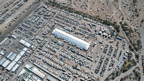 Quartzsite RV Show: Everything You Need to Know - Getaway Couple