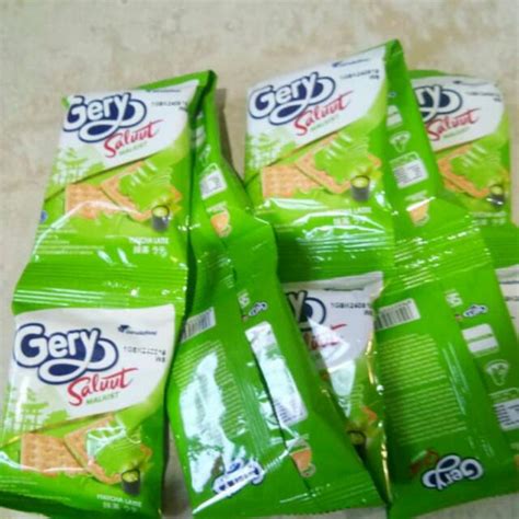 Jual GERY Salut Malkist Matcha Latte Kemasan Sachet Isi 10pc Shopee