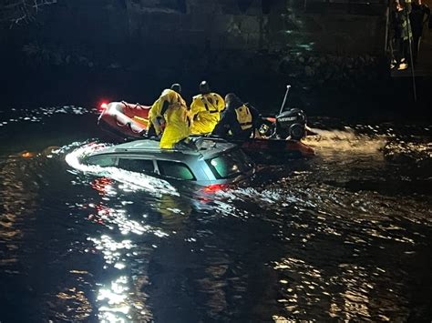 Elderly Man Rescued After Vehicle Plunged Into Pawcatuck River Police