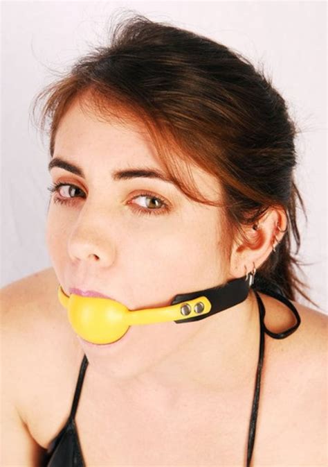 Ballon Bondage De Latex Gag Belles Photos Rotiques Et Porno