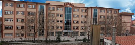 Ankara Hacı Bayram Veli Üniversitesi ve Öğrenci Yaşamı Hakkında