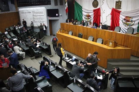 Comisión aprueba que Samuel García pida permiso para asignar recursos