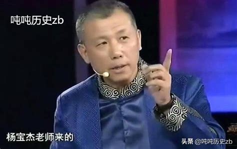 男子拿祖傳核桃鑒寶，專家：服你了！男子大笑：我就想和你過過招 每日頭條