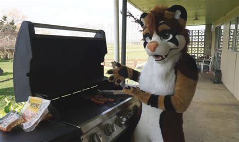 Es Ist Fursuit Freitag Meine Grillenden Kerle Und Denkt Immer Daran