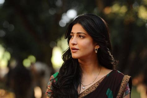 shruti haasan stills  srimanthudu  photosimagesgallery