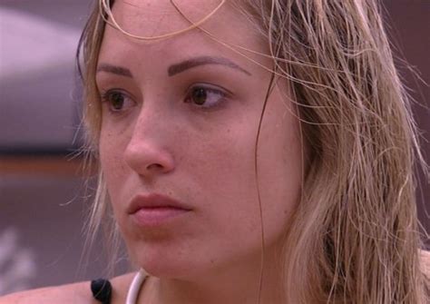 BBB18 Sem saber que está solteira Jéssica menciona namorado ele não