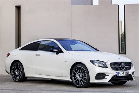 Mercedes-Benz E 200 Coupé - 🚗 car technical specifications