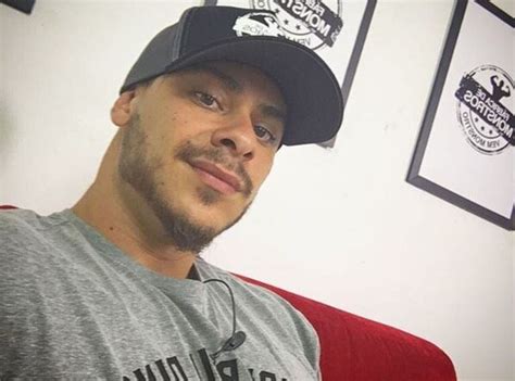 Após ter nude vazado Leo Stronda faz vídeo considerado homofóbico Estadão