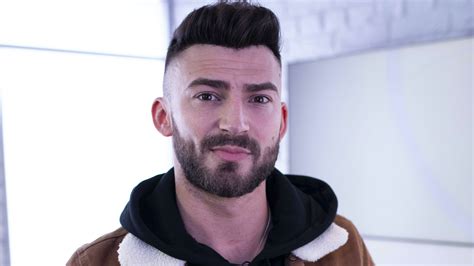 Jake Quickenden gets fans all fired up with NSFW selfie