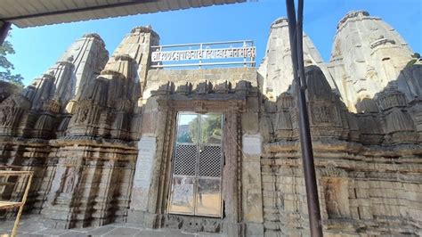 Famous Mahakali Temple Pavagadh, Gujarat - Guiada