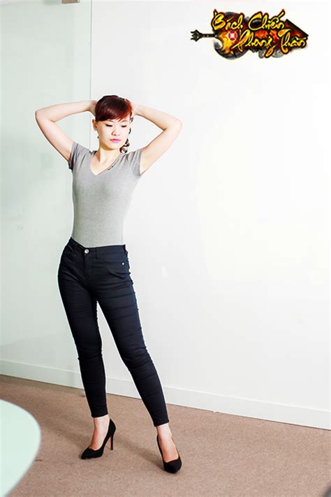 Bất ngờ với cuộc thi Miss Bikini đầu tiên trong game online Việt